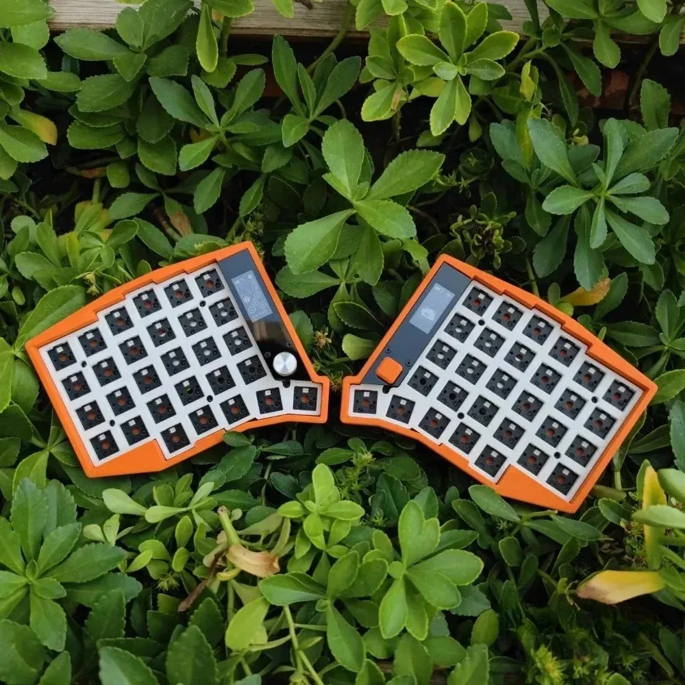 Sofle Wireless Gaming Mechanical Keyboard 61 Keys RGB Bluetooth Dual Mode Hot Swap with Screen & Knob Gaming Accessories Gifts