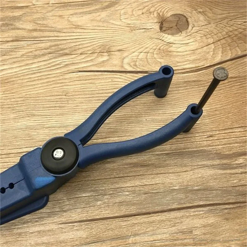 Nail Holder Portable Safety Finger Protector Easy To Position Home Tool Auxiliary Plastic Plier For Small Screws And Finger Nail