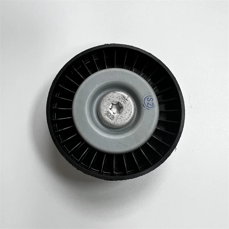 STZT 2712000570 Auto Engine Parts Idler Pulley 271 200 05 70 Belt Tensioner Pulley for MERCEDES BENZ W204 W212 W211 R171
