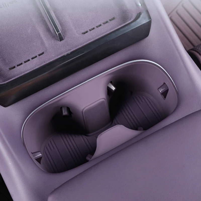 

For XPeng P7 2025 2026 Central Control Water Cup Storage Silicone Sleeve Coaster Car Interior Accessories