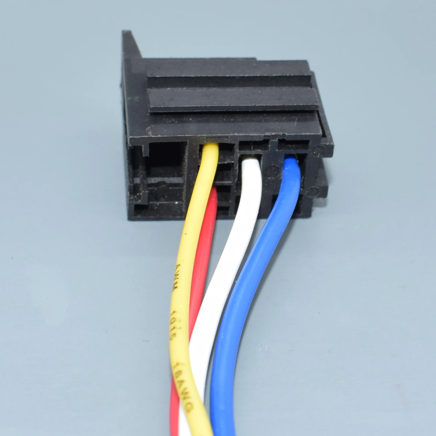 4Pin 5Pin 12V 30A Relay Holder for Universal Vehicles Aging Fan Lamp Harness Renewal car connector