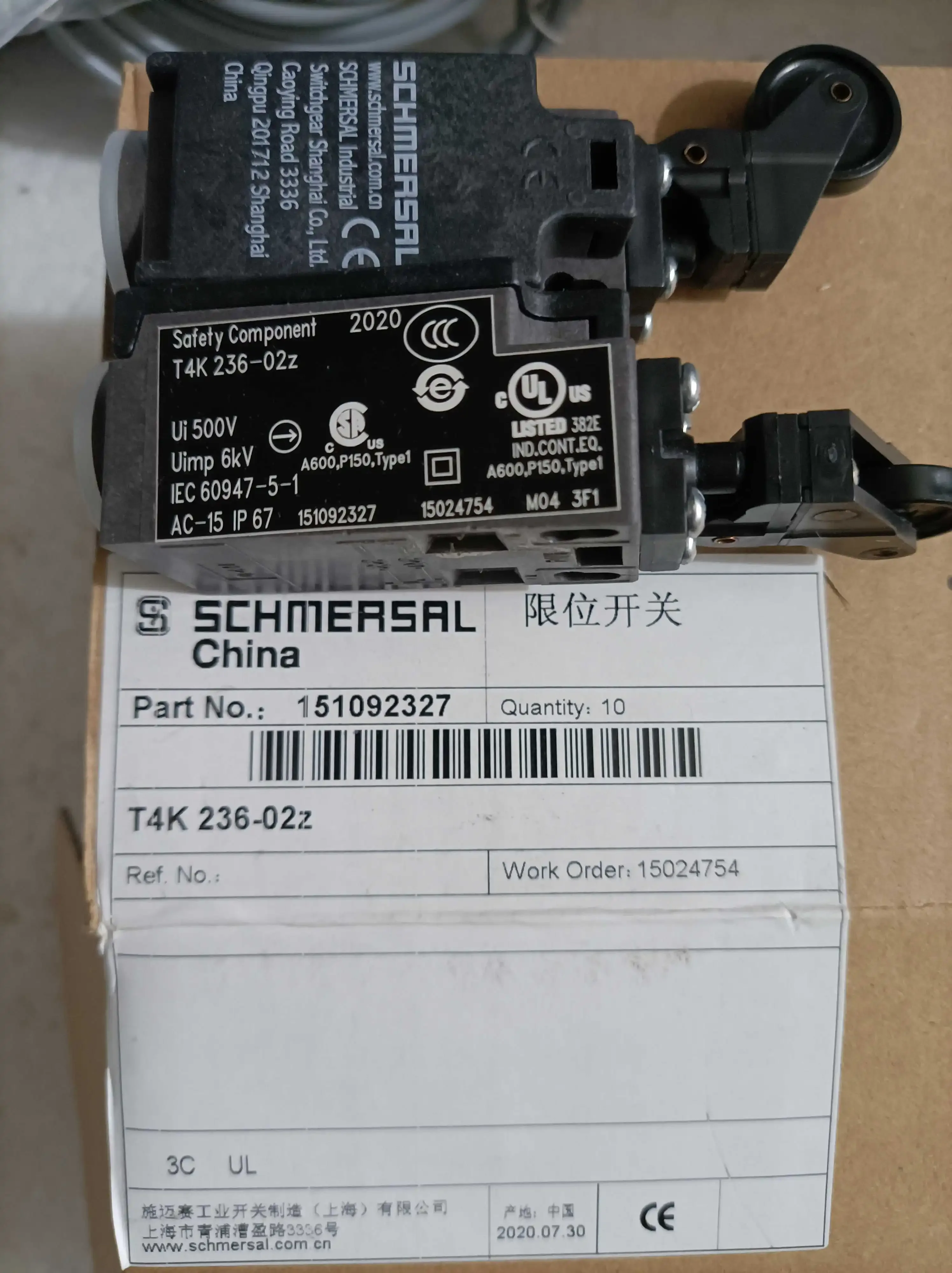 New original SCHMERSAL T4K 236-02Z Limit switch