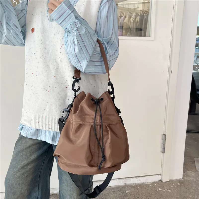 

Lightweight Nylon Crossbody Bags for Women Shoulder Bags Trendy Versatile Purse and Handbags Designer Bags Сумка Женская Bolsos