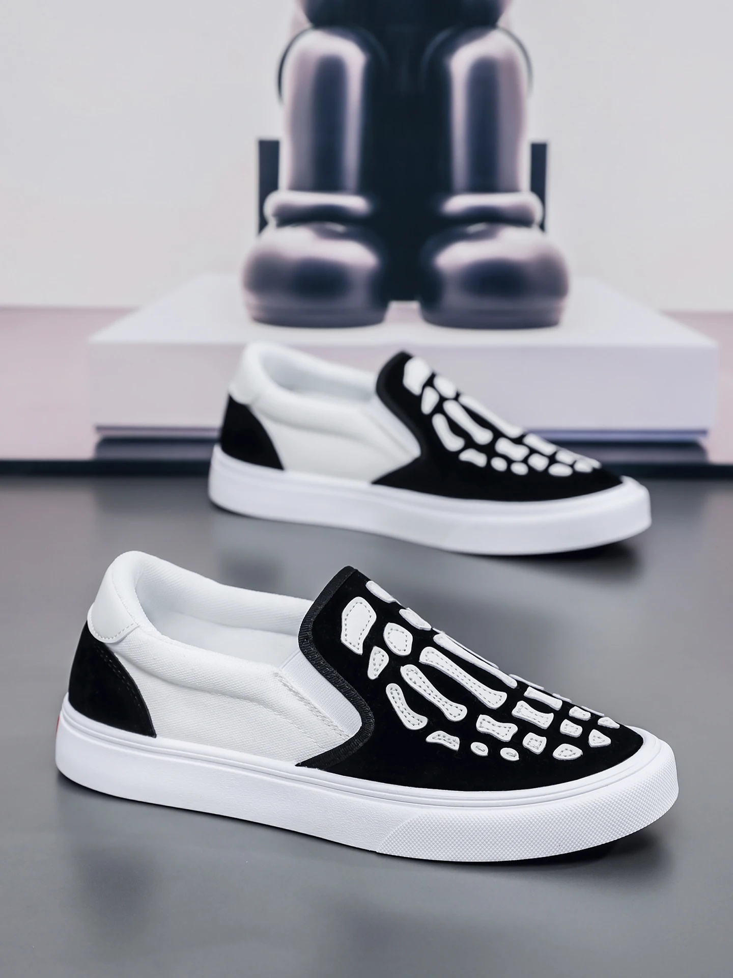 trendy-men's-high-end-slip-on-canvas-shoes-breathable-versatile-summer-footwear-punk-style-leather-splicing-low-cut-rubber-sole