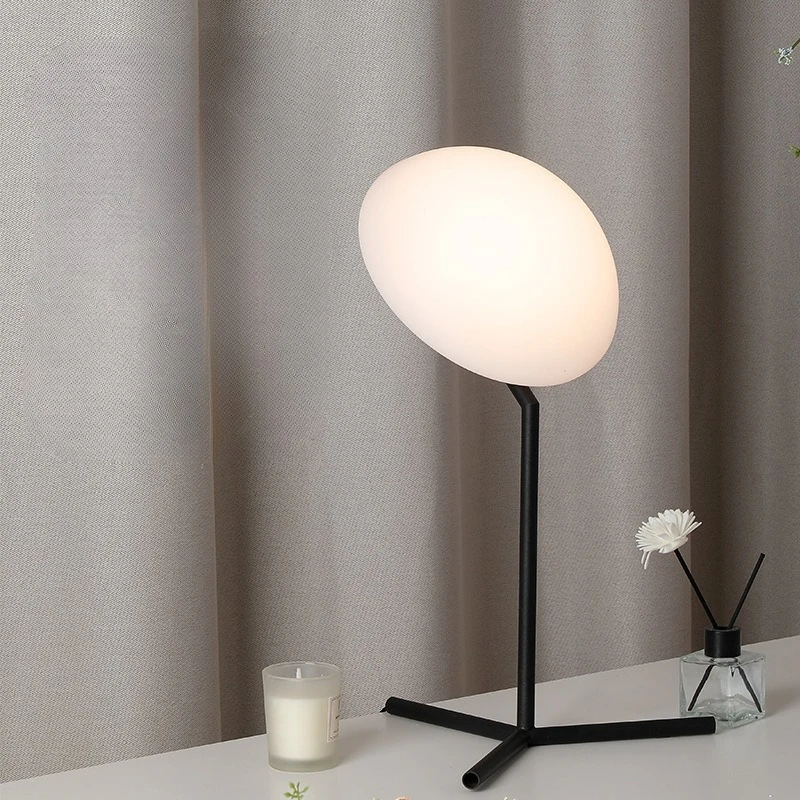 Modern Nordic Bedroom Headboard Creative Romantic and Warm Eye Protection Small Night Light Luxury Retro Personalized Desk Lamp