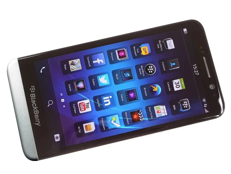 BlackBerry Z30 5.0 4G Smartphone 2GB RAM 16GB