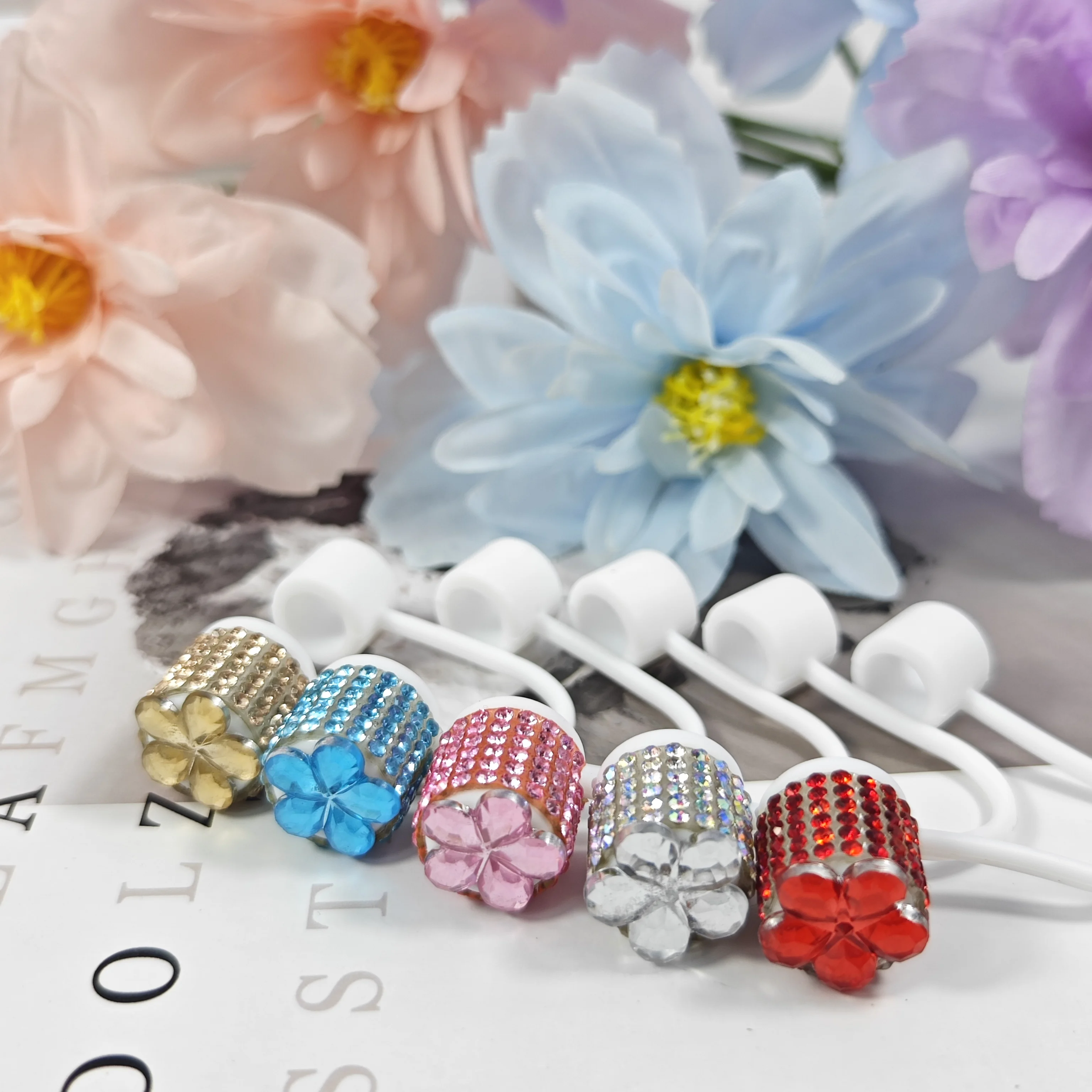 New Diamond-Encrusted Pearl Cylindrical Sunflower Straw Cover Protective Case