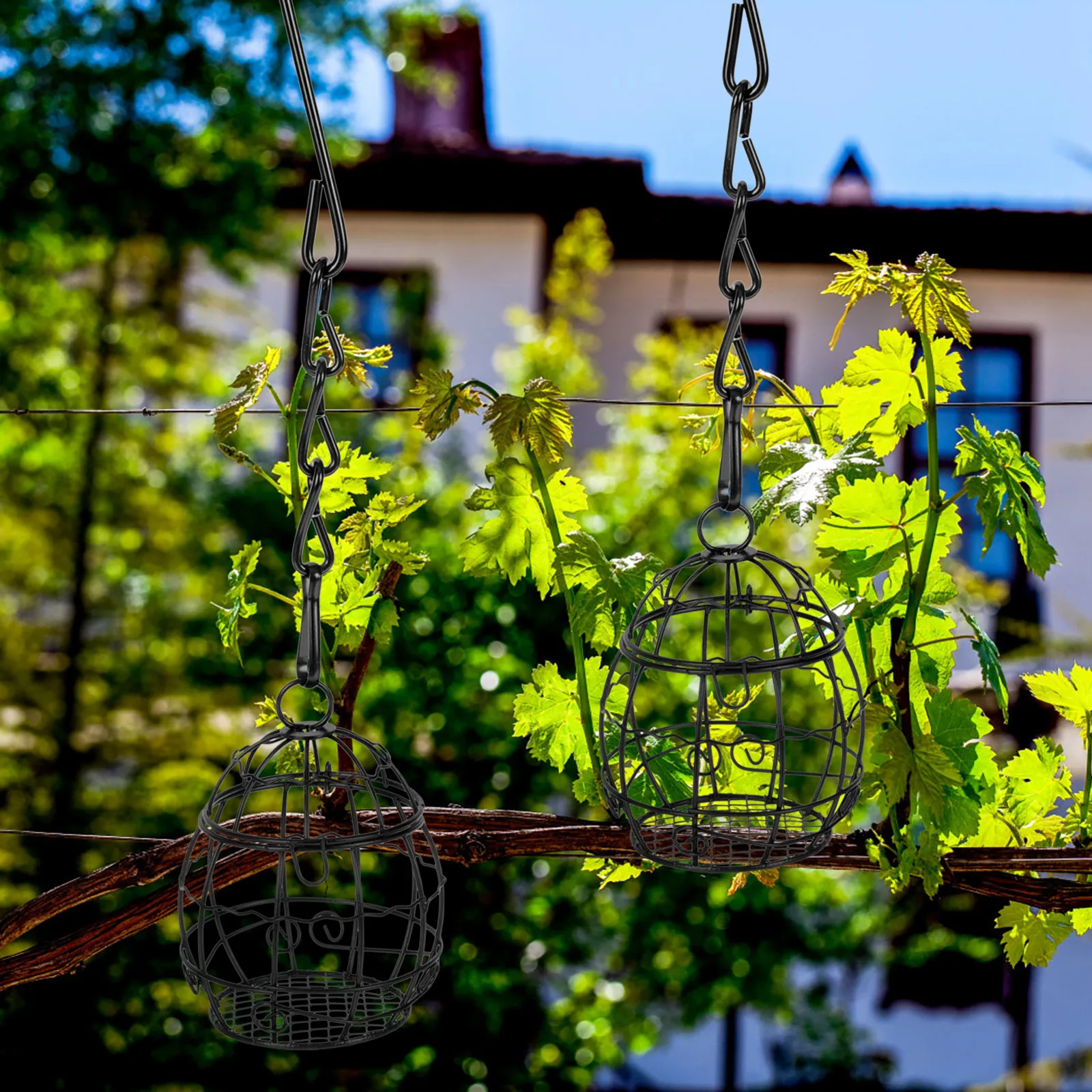 

2pcs Hanging Outdoor Swing Designed Metal Wire Feeder For Garden Patio Backyard Yard Decorative Bird Food Container Outdoor Bird