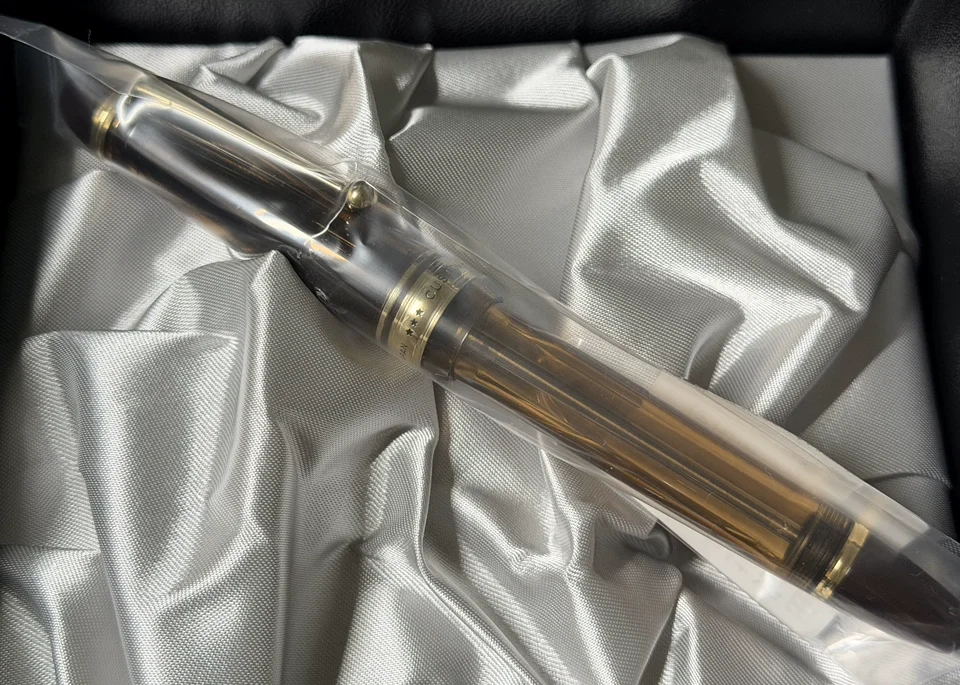 Hot Original PILOT Pen Fountain Pen CUSTOM 823 Rotary Suction Device 14K Gold Nib High Quality Stationery Goods FKK-3MRP Luxury