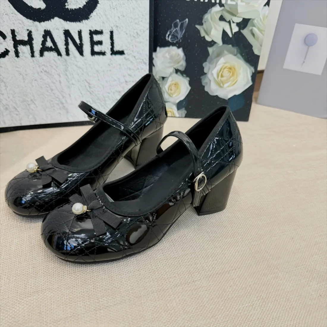 

Mesh Embroidery Flower Ballet Flats Women Comfort Round Toe Breathable Mary Jane Shoes Fashion Brand Designer Shoes for Ladies