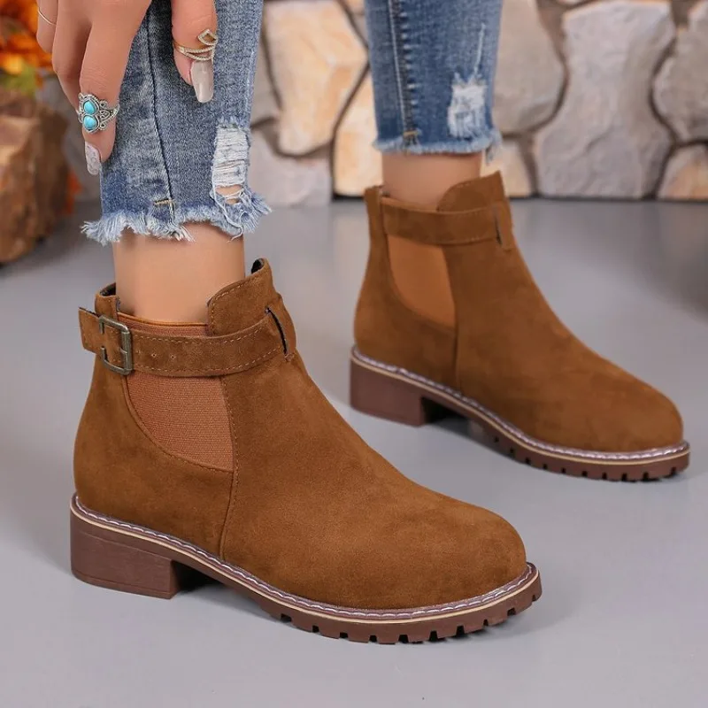 

New Women's Round Toe Fashionable Hot Boots for Spring, Autumn, and Winter Comfortable Casual Boots Platform Light Women's Shoes
