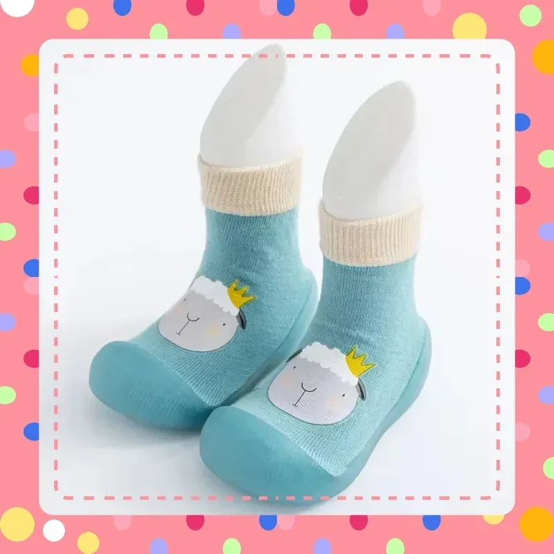 الكرتون لينة وحيد البرنز الطفل رياض الأطفال النحل محبوك أحذية المشي في الأماكن المغلقة الجديدة للأطفال الجوارب والأحذية