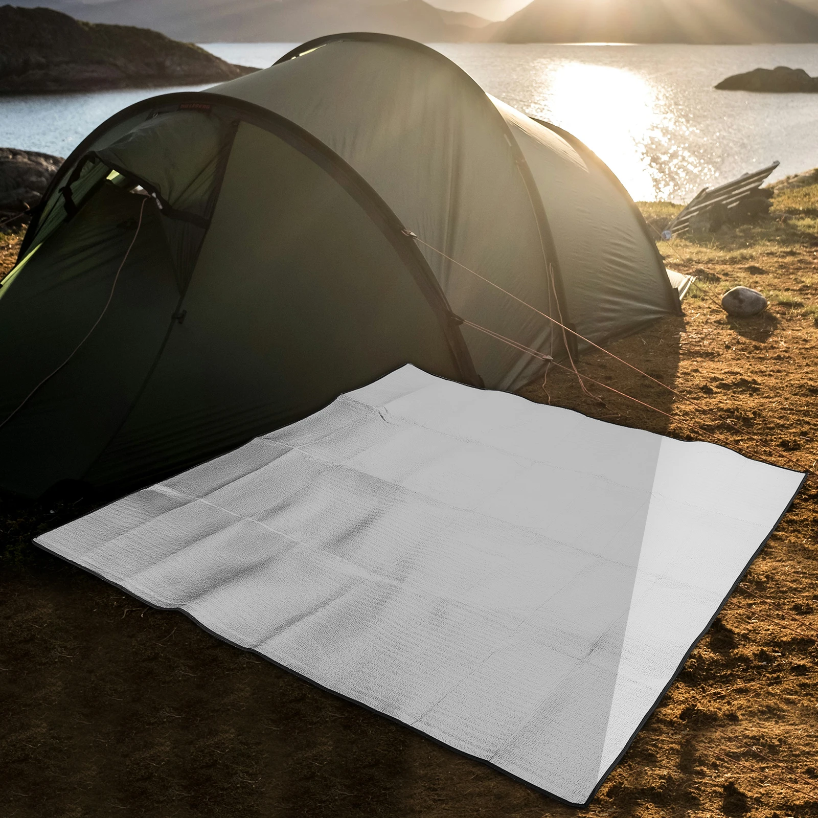 

Camping Mat Aluminum Foil Insulated Outdoor Mat Lightweight Ground Pad for Tent Floor Picnic Beach Travel Comfortable Use