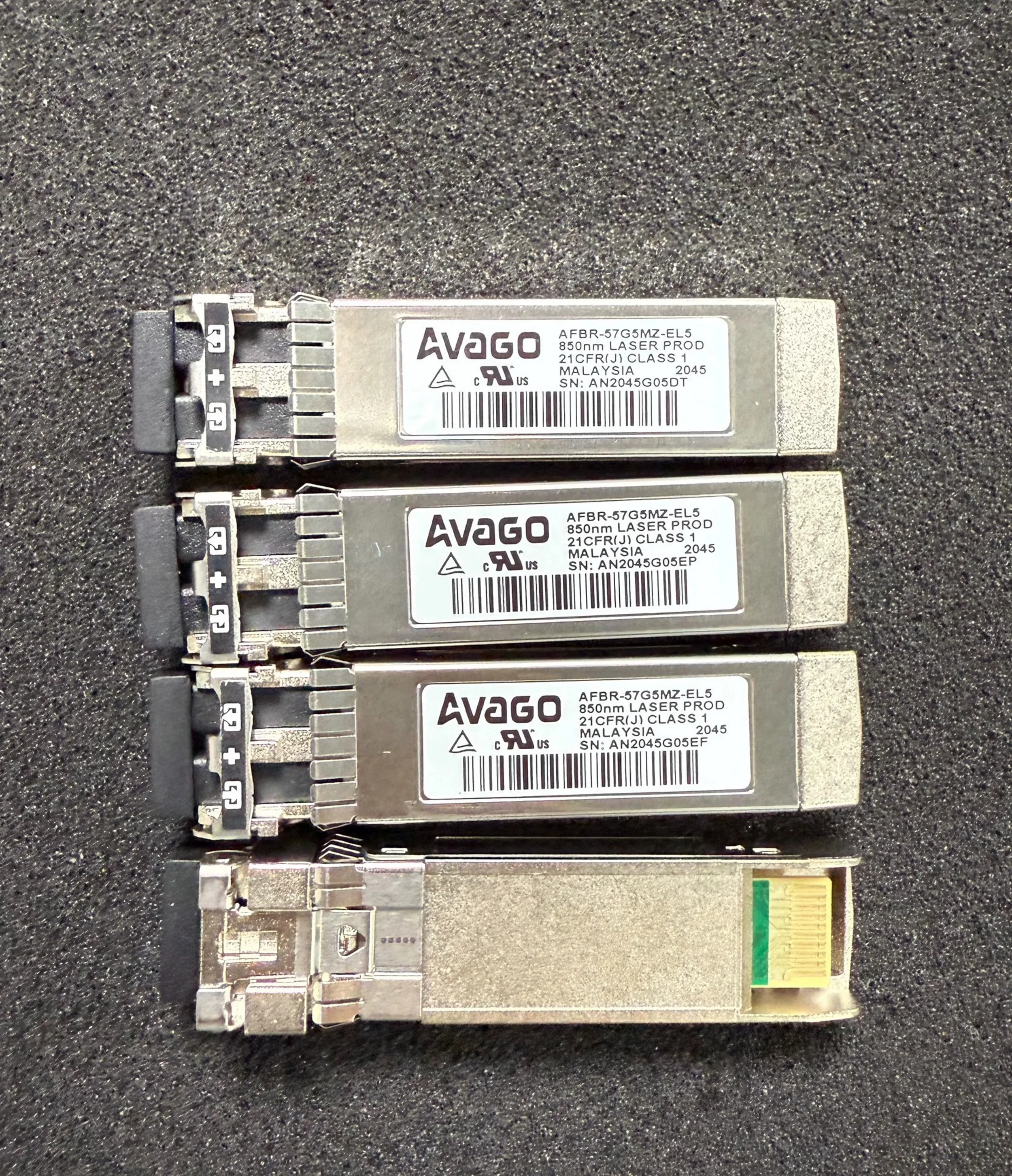 

Avago 32G/AFBR-57G5MZ-EL5/32G 850NM SFP+ Fibre Channel card Multimode Dual Fiber Transceiver Module/avago 32g sfp fiber switch