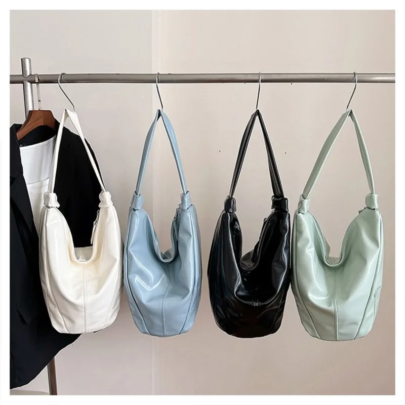 

Sophisticated Tote Diaper Bag For Women Leather Crossbody Bag Luxury Vintage Minimalist Designer Large Capacity Stylish