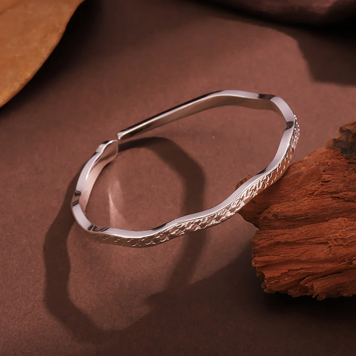 

2025 новый стиль, легкий, роскошный, простой, модный, подвеска для пары, универсальный женский браслет с измельченным льдом, рождественский подарок