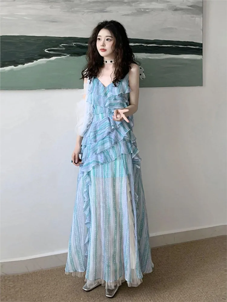 A new stylish blue halter top dress with unique design sense for people and sleeveless long skirt