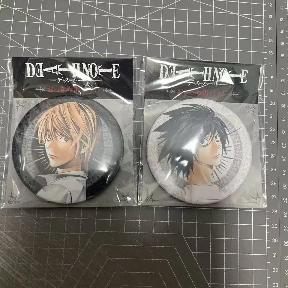 Insignia de Anime Death Note con L y Light Yagami, Pin de Botón Brillante, Accesorio de Colección para Fans