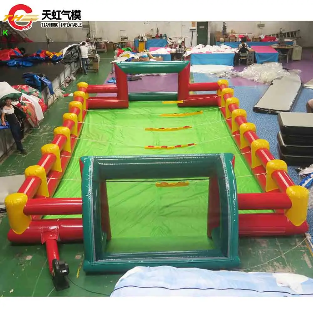 ملعب كرة قدم تجاري قابل للنفخ مع أرضية قابلة للنفخ لعبة كرة القدم الرياضية للأطفال والكبار