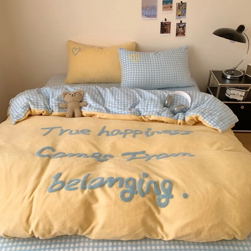 

2025 new warm plush thickened warm letter embroidery milk fleece four-piece student dormitory quilt cover 3-piece bedding