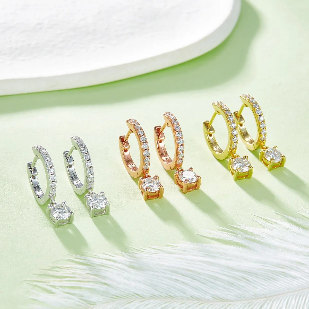 2cttw D Color Moissanite Hoop Earrings Women 925 Sterling Silver Fine Jewelry Bling Diamond Huggie Earrings Pass Tester Gra