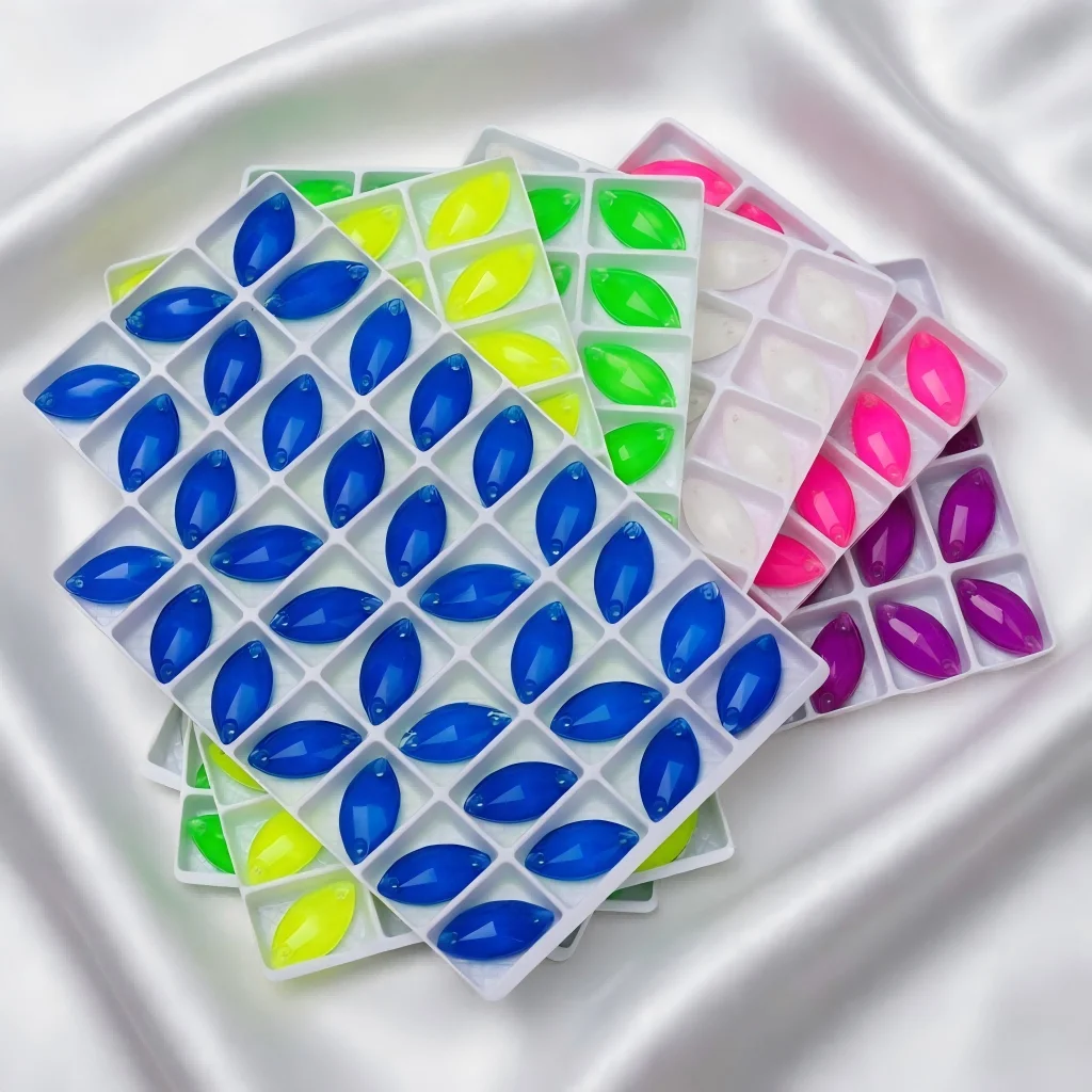 3223 Navette Neno Fluoreszierende Leuchtende Acryl-Nähsteine, abgeschrägte Kristallsteine für Jacken und Kleidung – Detail 15