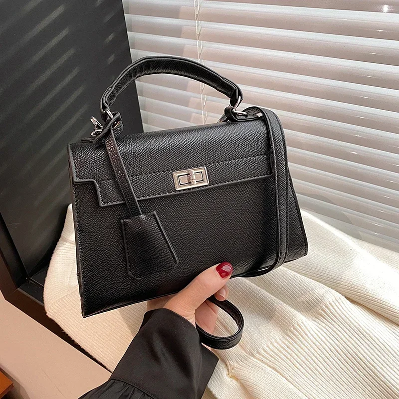 Luxury fashion designer women's crossbody bag popular portable wallet elegant style women's shoulder bag