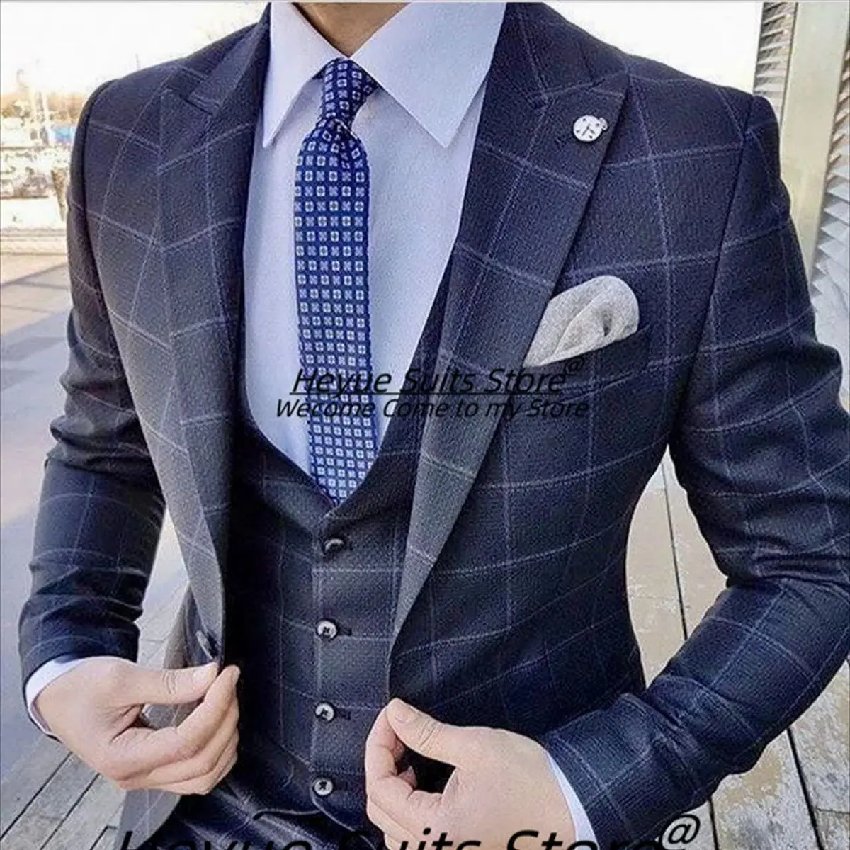 Business Navy Blue Plaid Men Suits For Men Slim Fit Peak Lapel Groom Formal Tuxedos 3Pcs Sets Classic Male Blazers Costume Homme