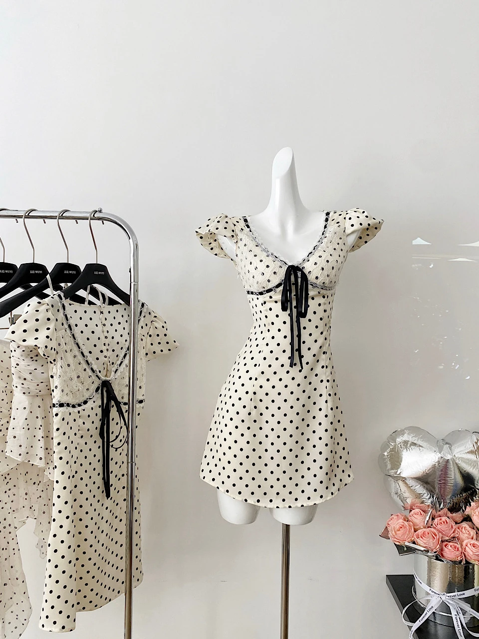 

Korean Fashion Polka Dot Dress 2024 Women's Summer New High End Feeling Flying Sleeves Pure Desire Dresses Female Clohting