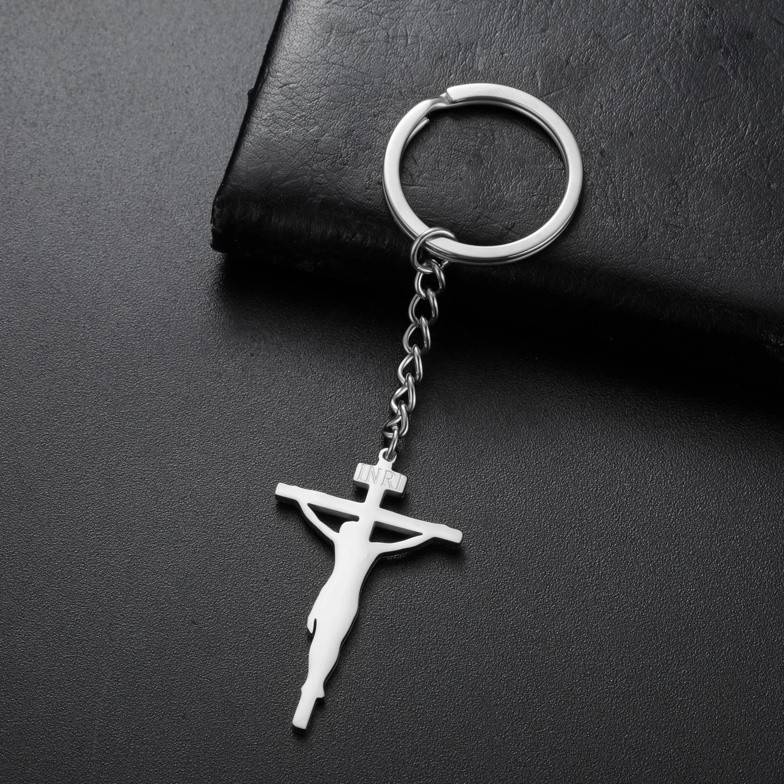 الله INRI الصليب المفاتيح خارق تعويذة المسيح تميمة للمرأة الرجال حلقة رئيسية مجوهرات المسيحية الفولاذ المقاوم للصدأ هدية