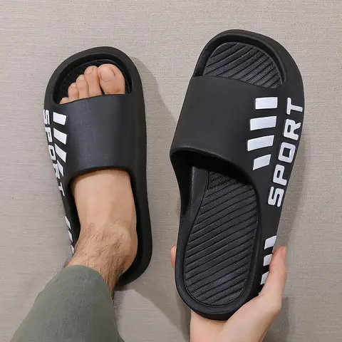 Sommarmodetofflor för män inomhus utomhussandaler strandflip-flops tjocka sular för män somrar halkfria duschtofflor 8 best sales glada floppar - №4