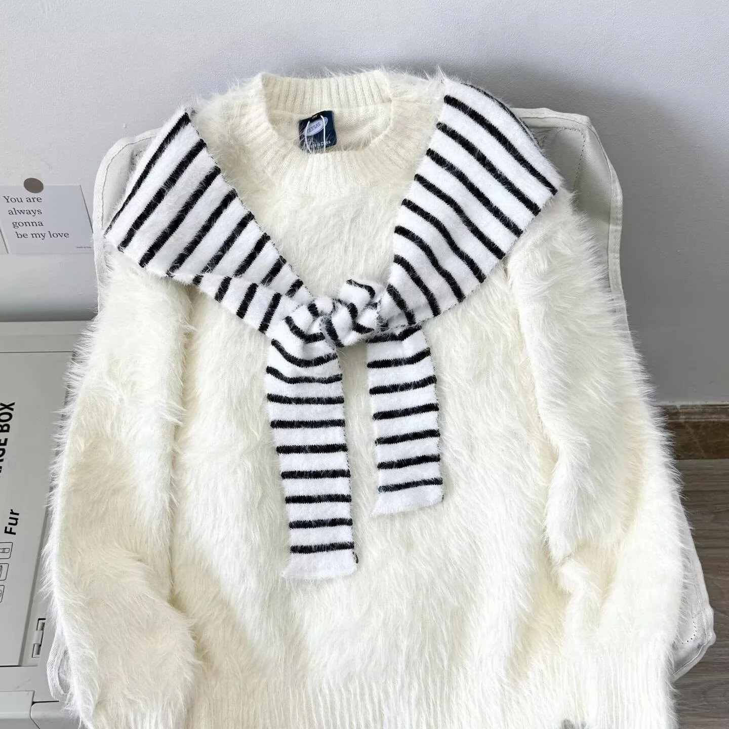 

White Fake Two-Piece Knitted Sweater Men's Sle Autumn Winter Loose Feeling Woolen irt Casual Lazy Sle Upper Apparel