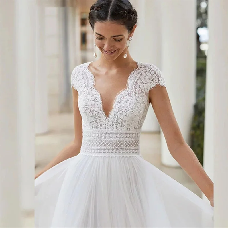 Elegant Wedding Dress Off Shoulder Deep V-Neck Lace Applique Bridal Long Gown Tulle With Sweep Train Robe De Mariée