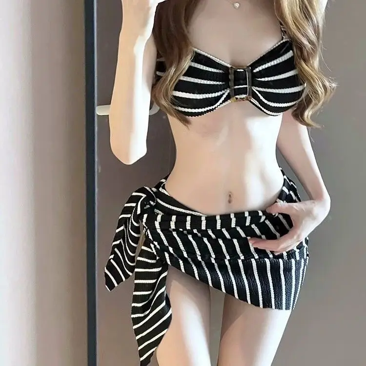 Traje de Baño para Mujer, Verano 2026, Traje de Baño de Dos Piezas con Rayas, Bikini con Cuello Halter, Ropa de Playa Femenina