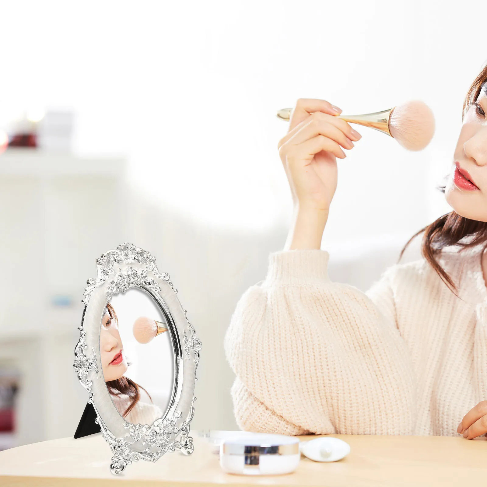 

Настольное металлическое зеркало для макияжа в винтажном стиле, одностороннее, высокой четкости, для домашнего использования