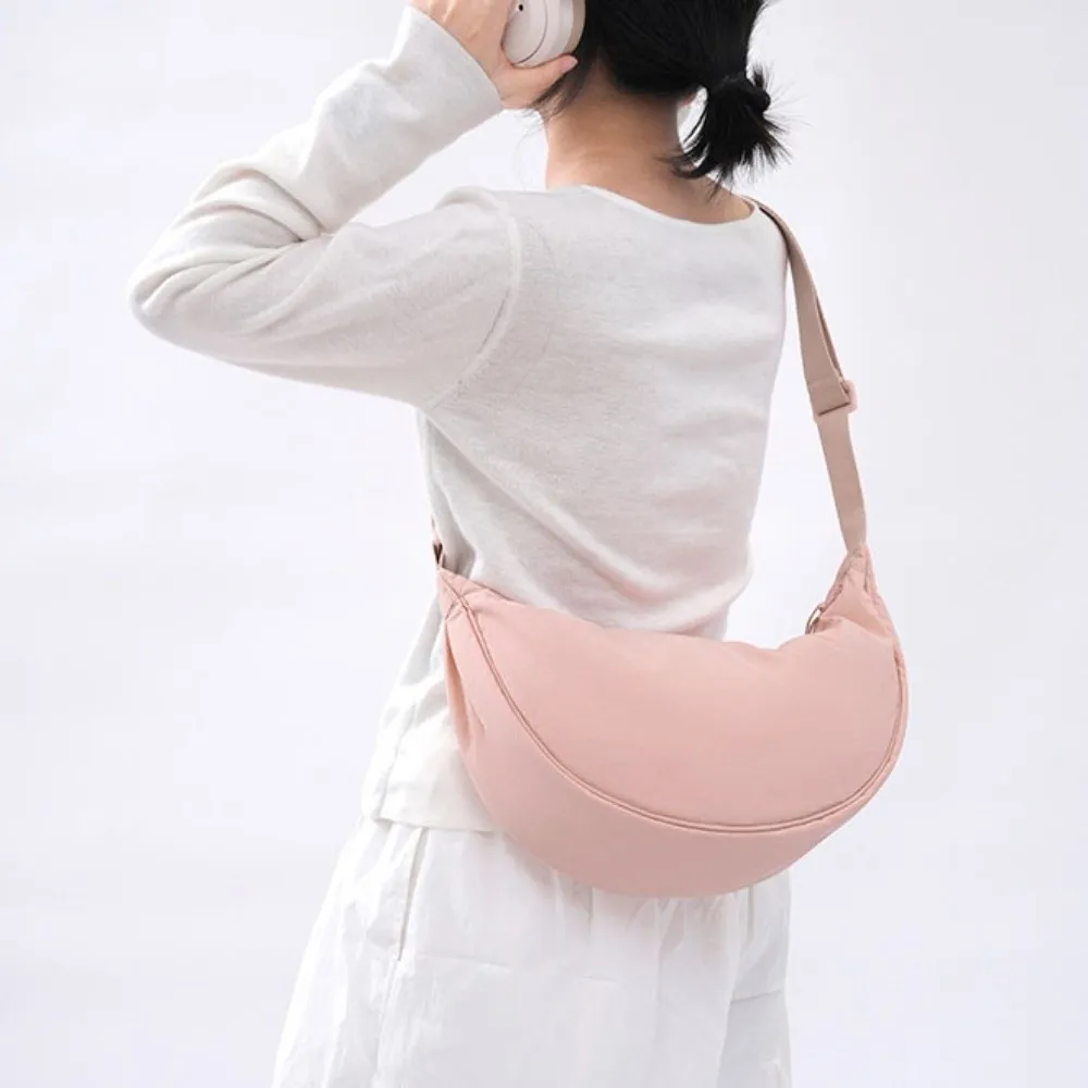 

Fashion Nylon Nylon Hobos Bag Large Capacity Solid Color Messenger Bag Crossbody Dumpling Bag Half Moon Bag Student