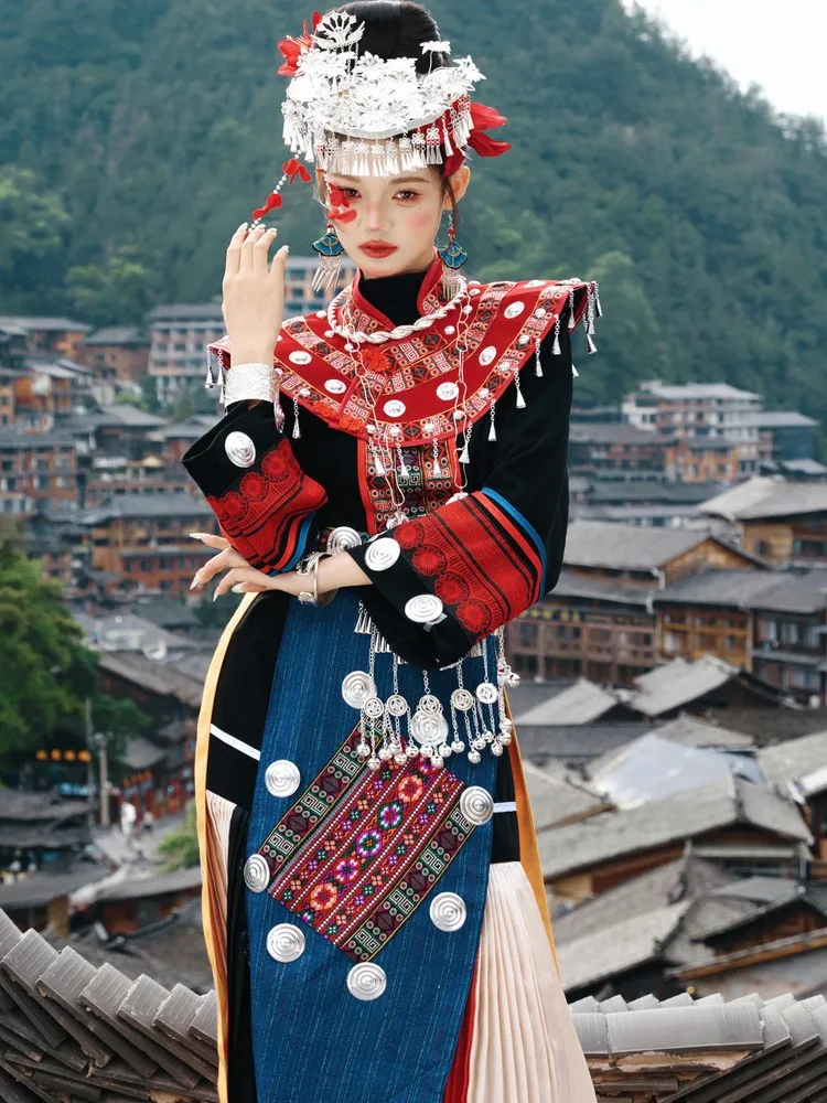 

Ethnic costumes travel photography suits women's clothing and performance in foreign lands