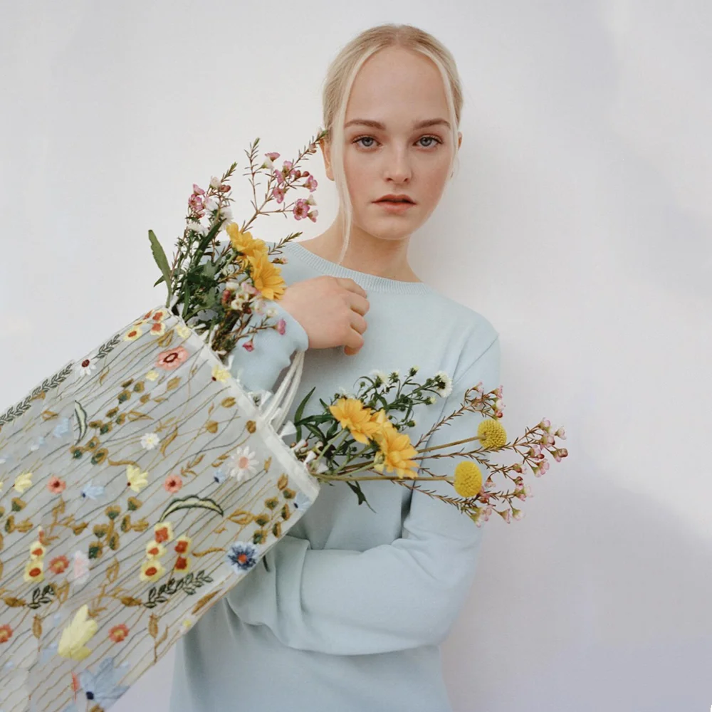 Bolsa de ombro de flores bordadas em malha para mulheres, bolsa romântica, bolsa de compras ecológica, transparente, verão, novo estilo, 2024