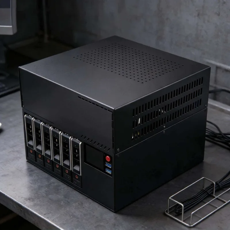 For Q6 6 disc * 3.5 + 2 disc * 2.5 inch chassis MATX NAS chassis 2.4 inch secondary screen