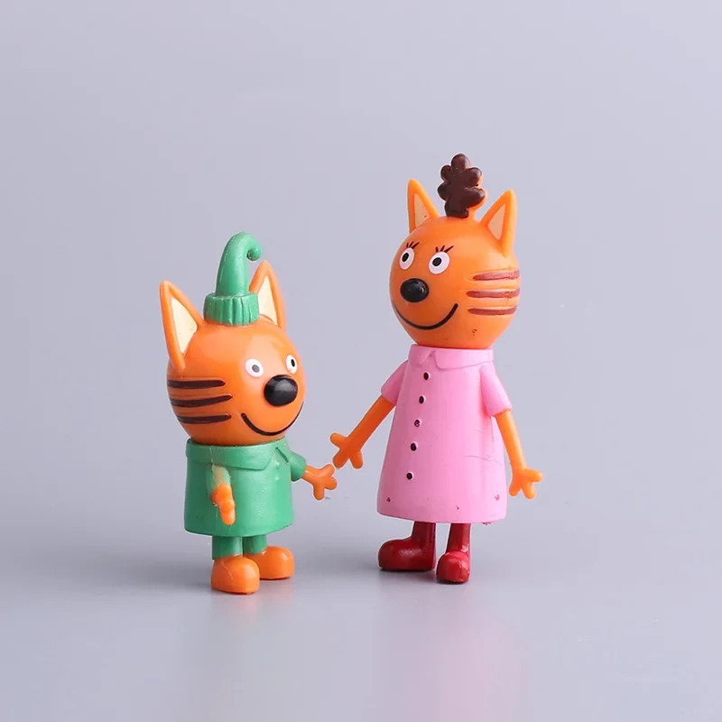 Figura de acción de 5 piezas para niños, juguete de 3 gatitos rusos, modelo de gato electrónico, manualidades, regalo de Navidad, novedad de 2023