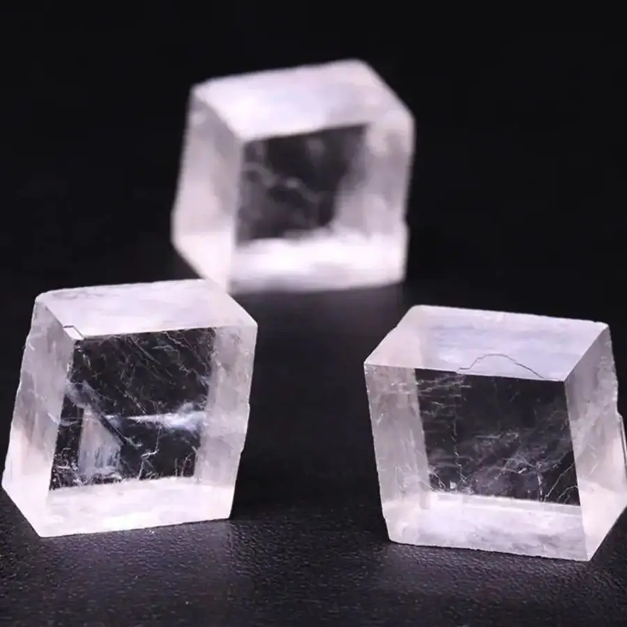Cube brut de Calcite optique clair naturel, pierre d'islande et minéraux de cristal brut, pierres de guérison, sorcellerie