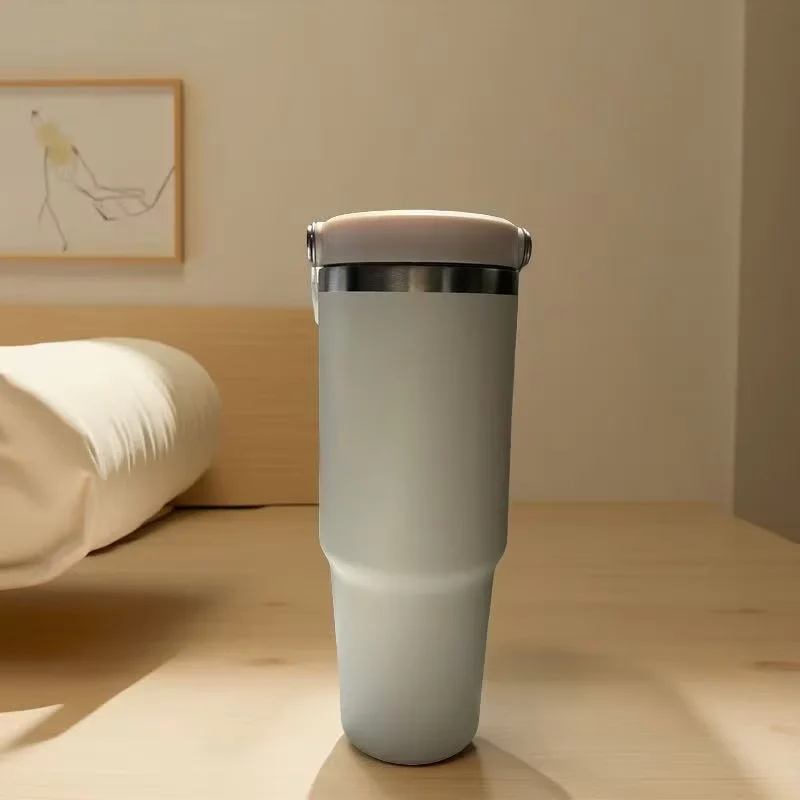 

30 oz 887ml cup with handle and straw cover, insulated stainless steel vacuum mug for office, home, travel mug hot and cold