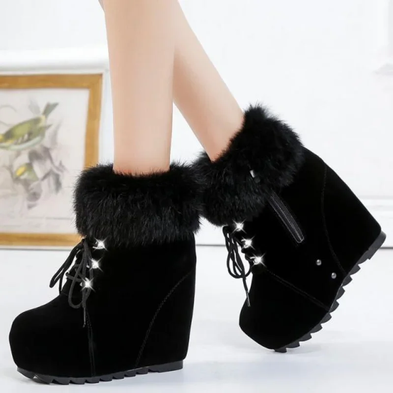 2025 جديد الشتاء النساء أحذية الثلوج جولة تو أفخم الفراء الشتاء Wram أحذية بسيطة أحذية أنيقة منصة عالية الجودة الأحذية