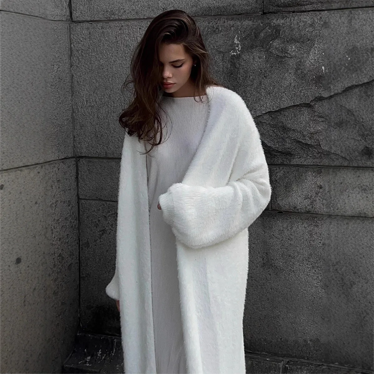 

Свободный вязаный женский свитер с длинными рукавами, модное пальто из искусственного меха норки, элегантный халат, осенне-зимний повседневный свободный крой