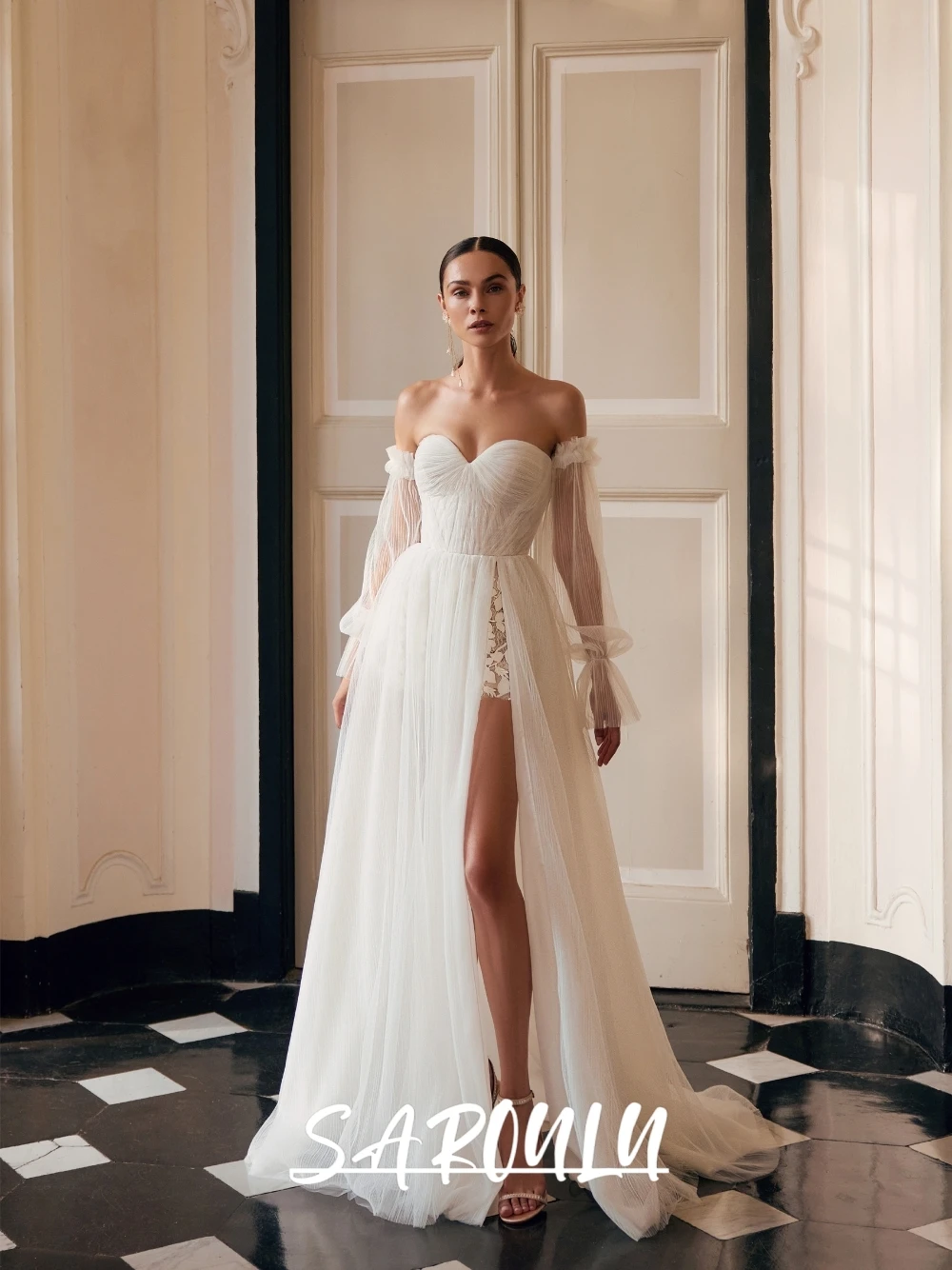 Lightweight Tulle Ethereal Wedding Dress Ruched A Line Appliques Bridal Gown Sexy High Slit Customized Romantic Corset Wear
