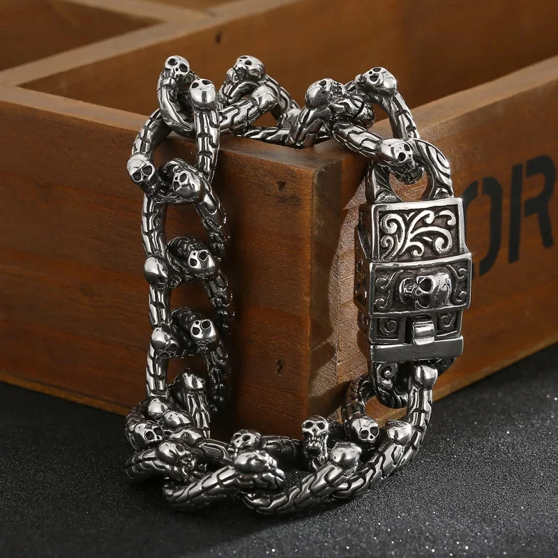 Vintage Punk Skull Charm Cuba Bracelets Men Stainless Steel Matte Skull Charm Link Chain Brecelets Male Gothic Jewelry