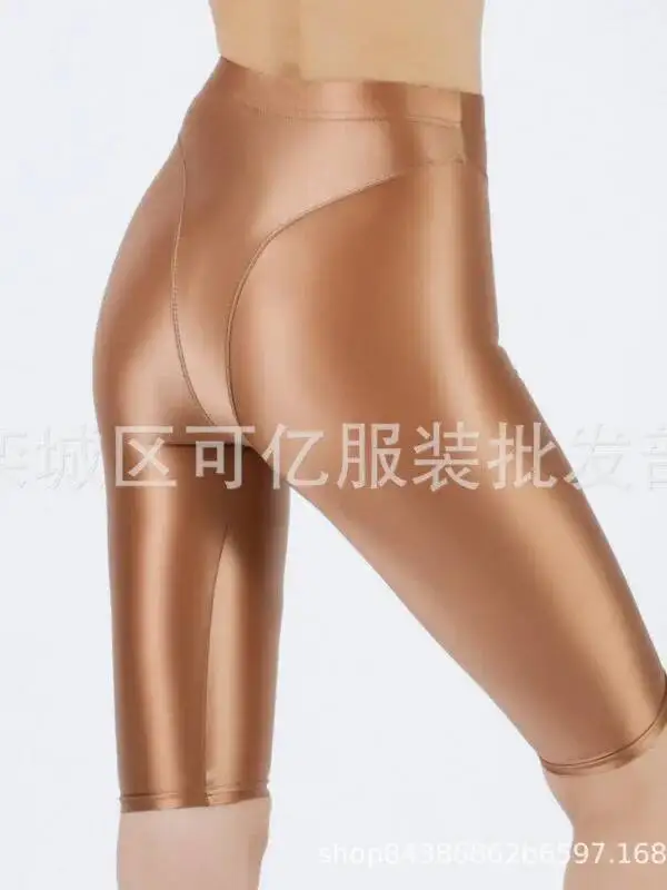 フェイクツーピース グロッシー スムース ファイブポイント レギンス セクシー プラスサイズ タイト ヨガパンツ スリム セクシー レディース 2025 新作 ショーツ T65E