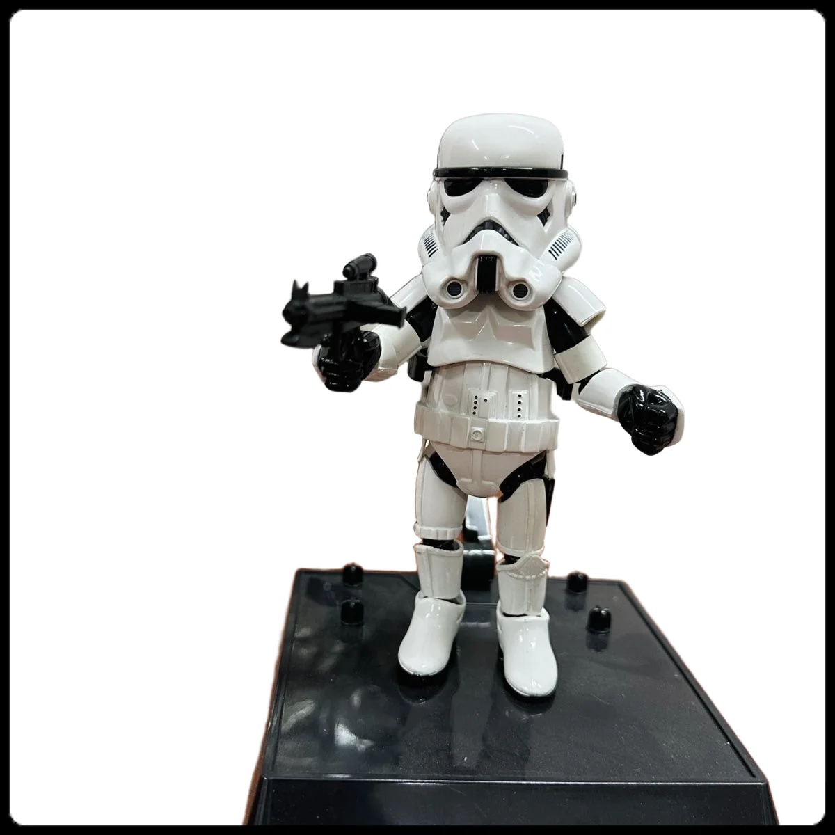 

Star Wars Chibi Stormtrooper Classic White Trooper 4-Inch PVC Figure, Collectible Toy Ornament for Fans & Kids Gift