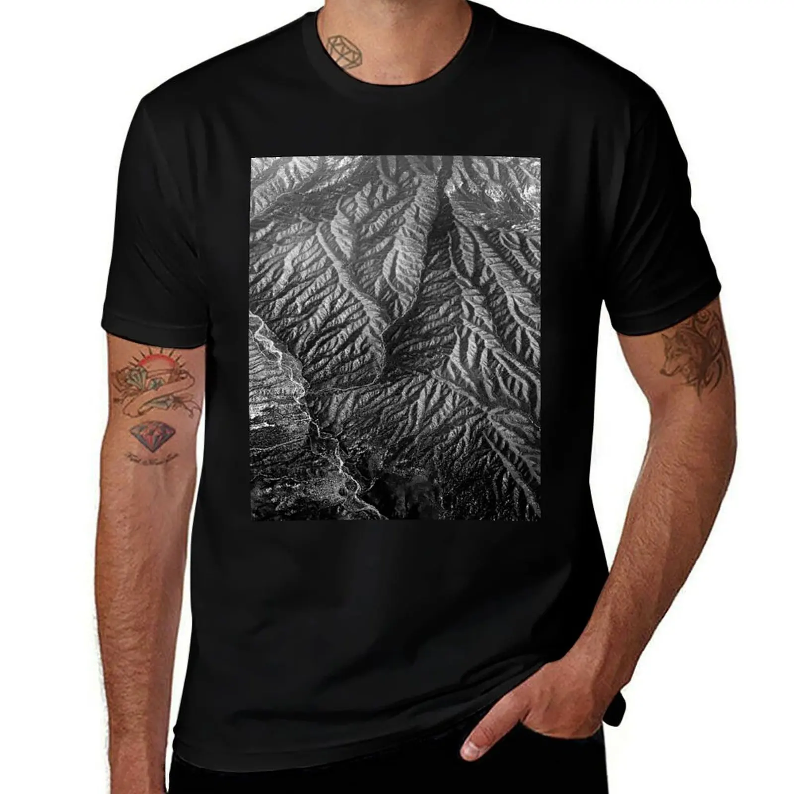 

Black and White Aerial Mountain Photography T-Shirt summer tops blue lock anime mens clothing