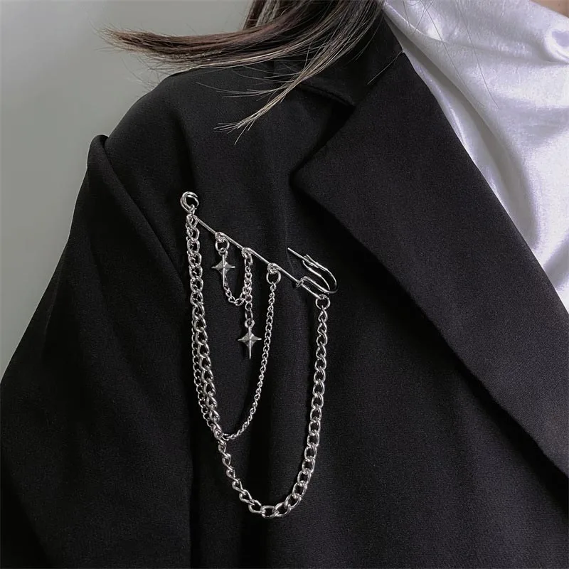 Minimalist Sweet Cool Cross Star Brooch for Women | Fashion Blazer Pin Accessory | Hip-hop Niche Unique Chain Trendy Pin